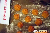 Шаг 2: 150гр холодного картофельного пюре Сыр …