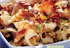 Картофельная запеканка с луком-пореем