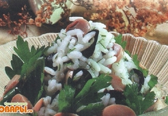 Салат грибной с рисом