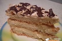 Шаг 3: Взбиваем крем.В него добавляем орешки. …