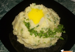 Рецепт: Колканнон или картофельное пюре по-ирландски